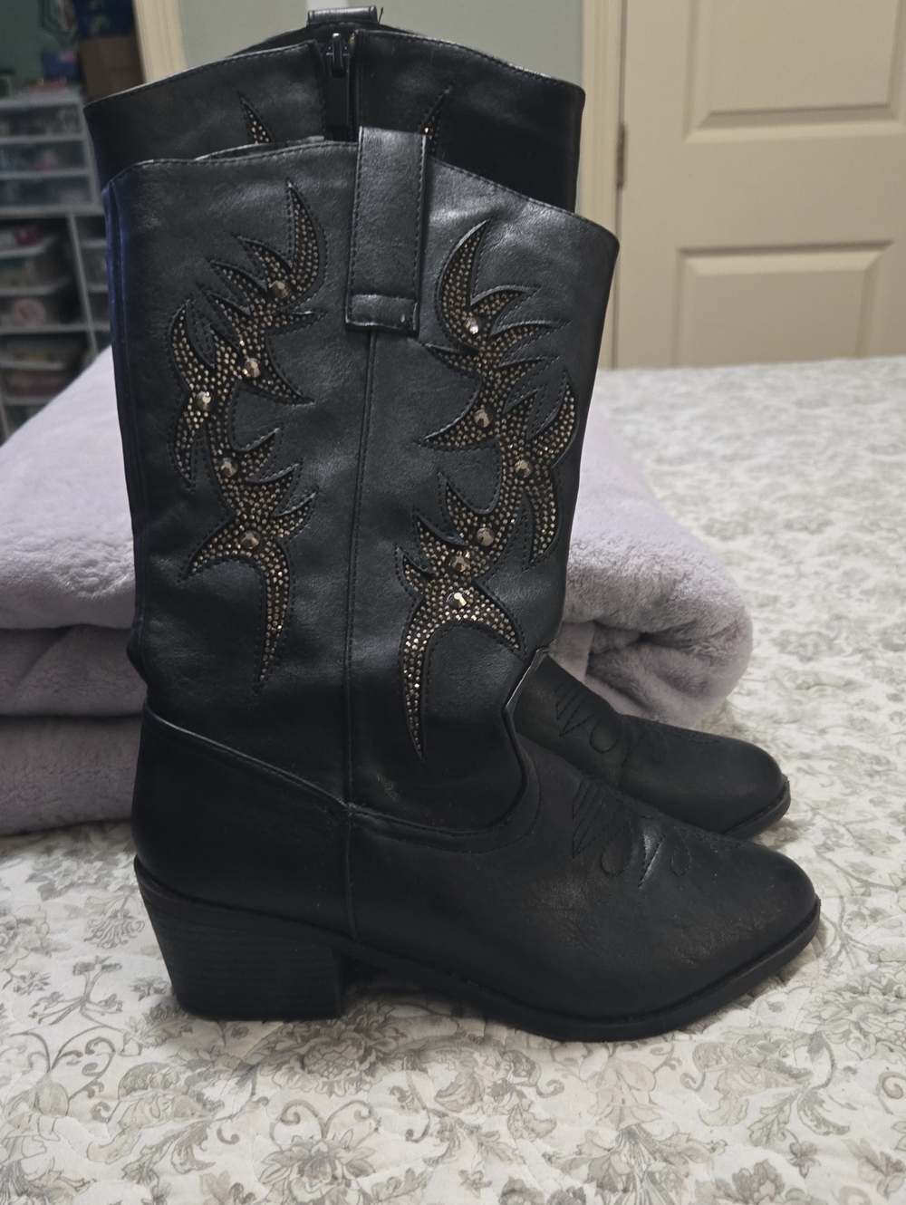 Forever 21 Black Western-Inspired Mid-Calf Heeled Boots with Stud Accents